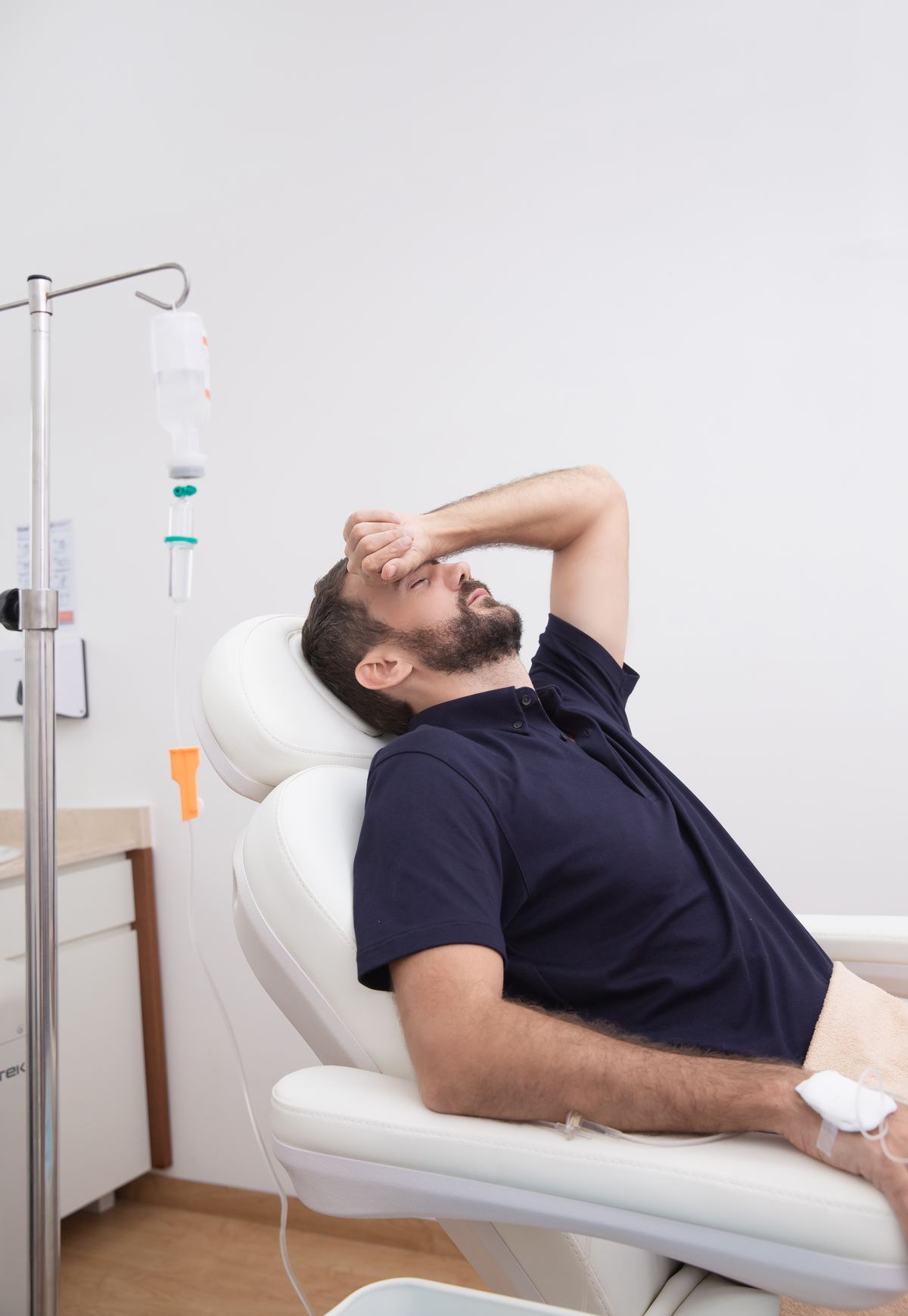 Hangover IV therapy with fluids, electrolytes, and B vitamins